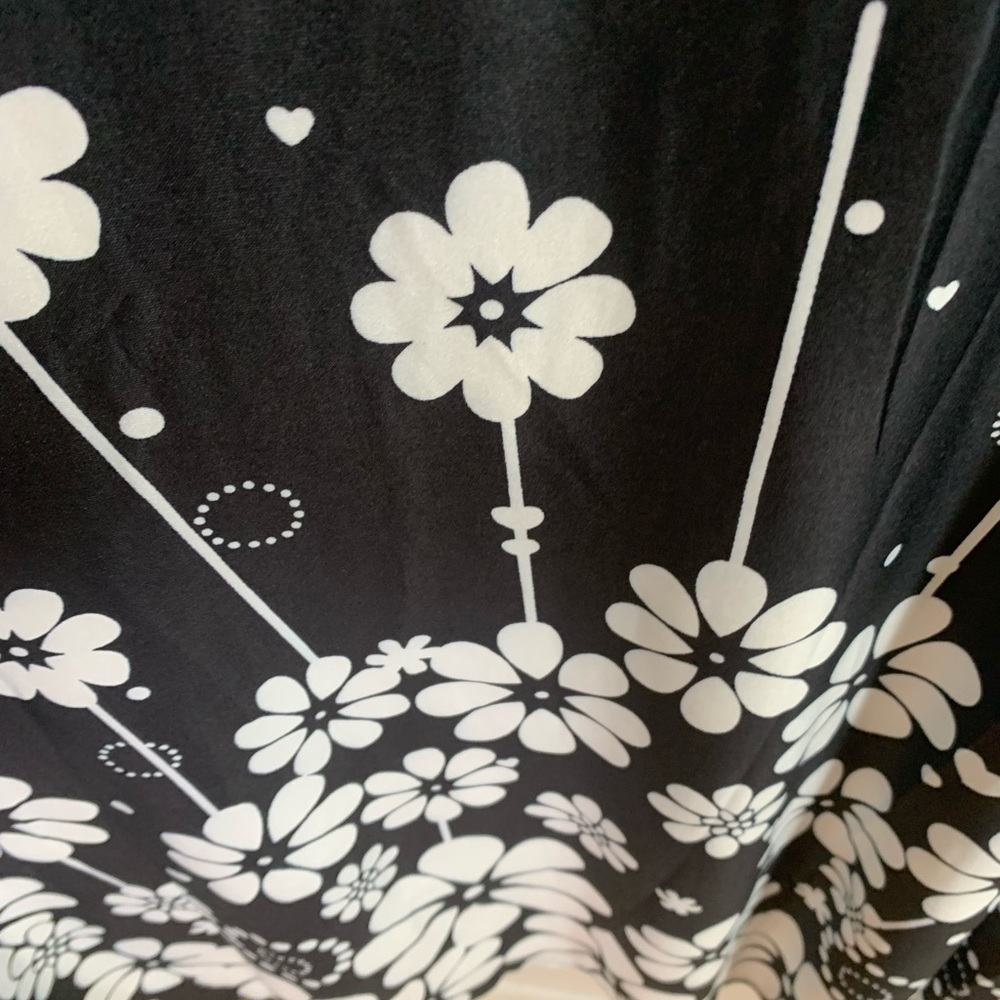 Long black and white dress - Picture 4 of 6